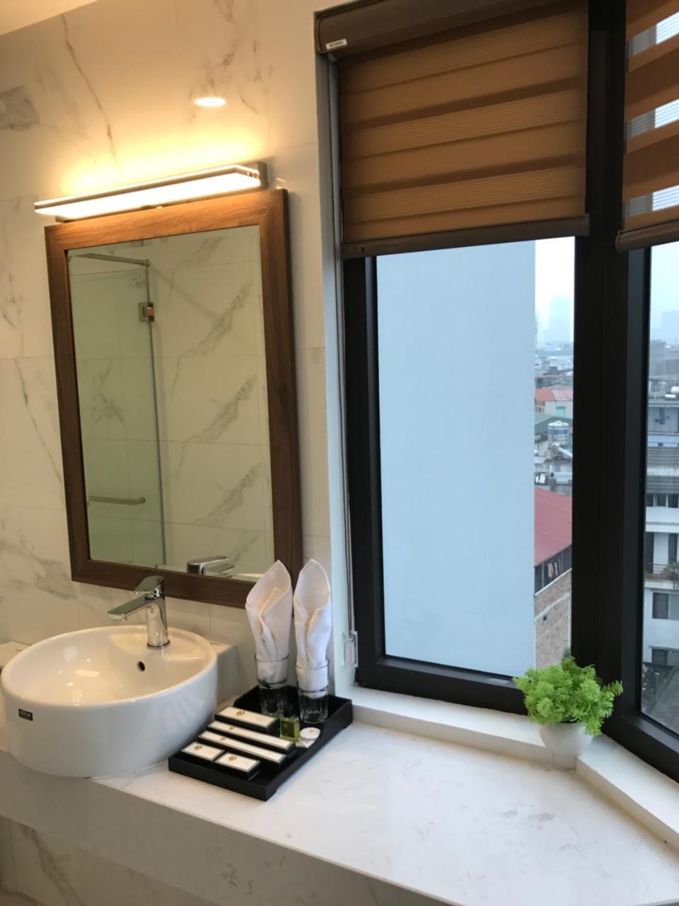 Rosarian Hotel Hanoi Bagian luar foto